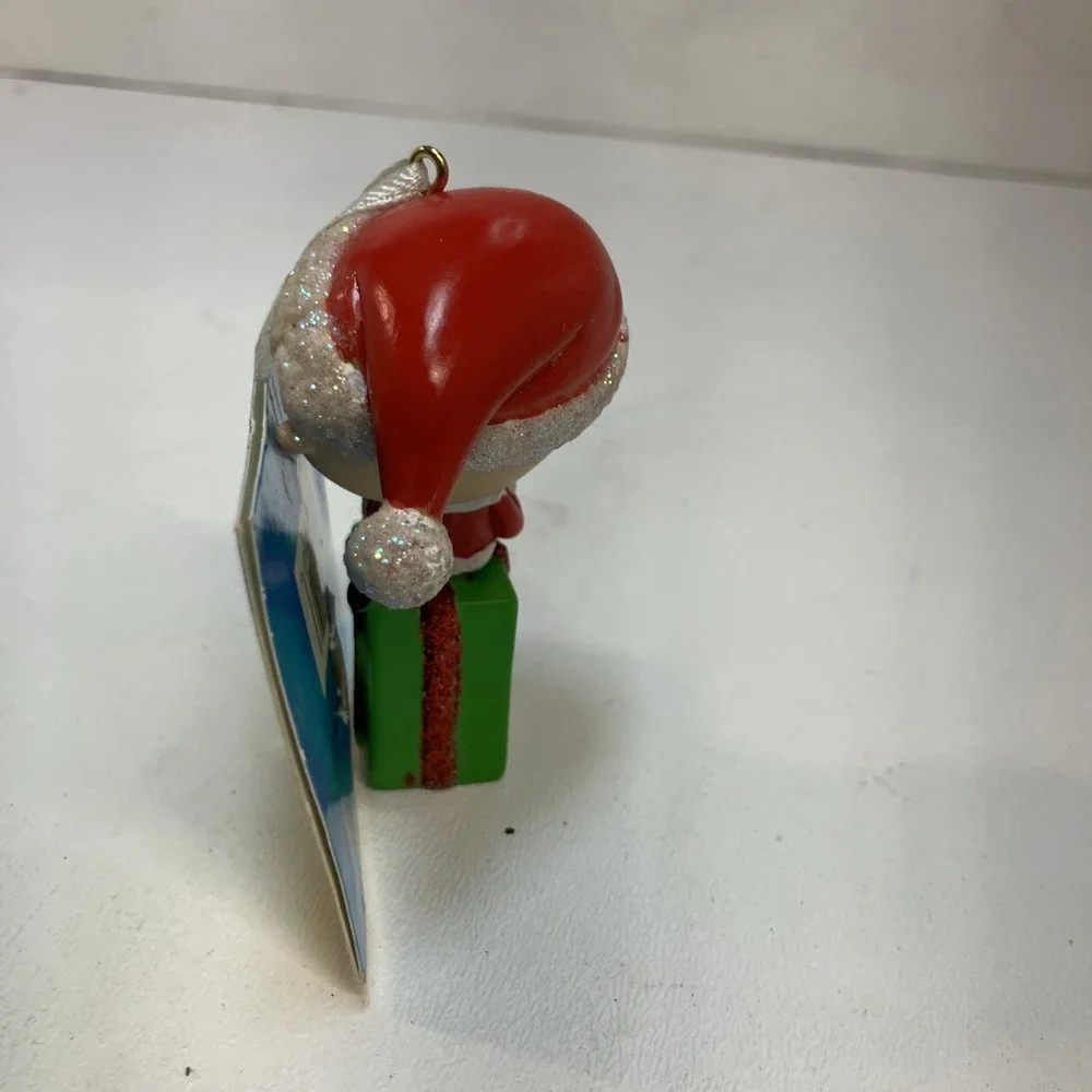2011 Family Guy's Stewie Sitting On Green Present Christmas Ornament NOS